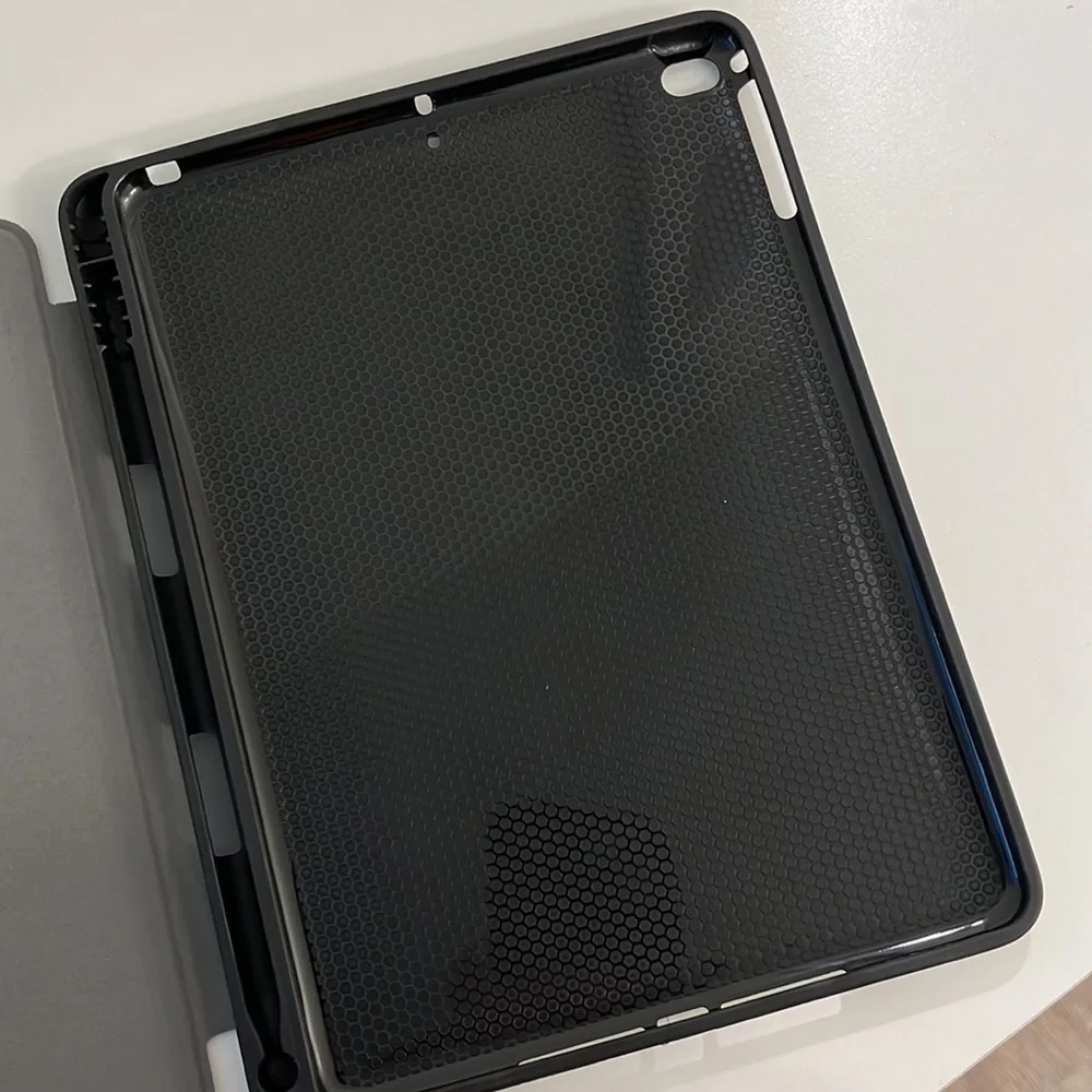 Case for iPad 568